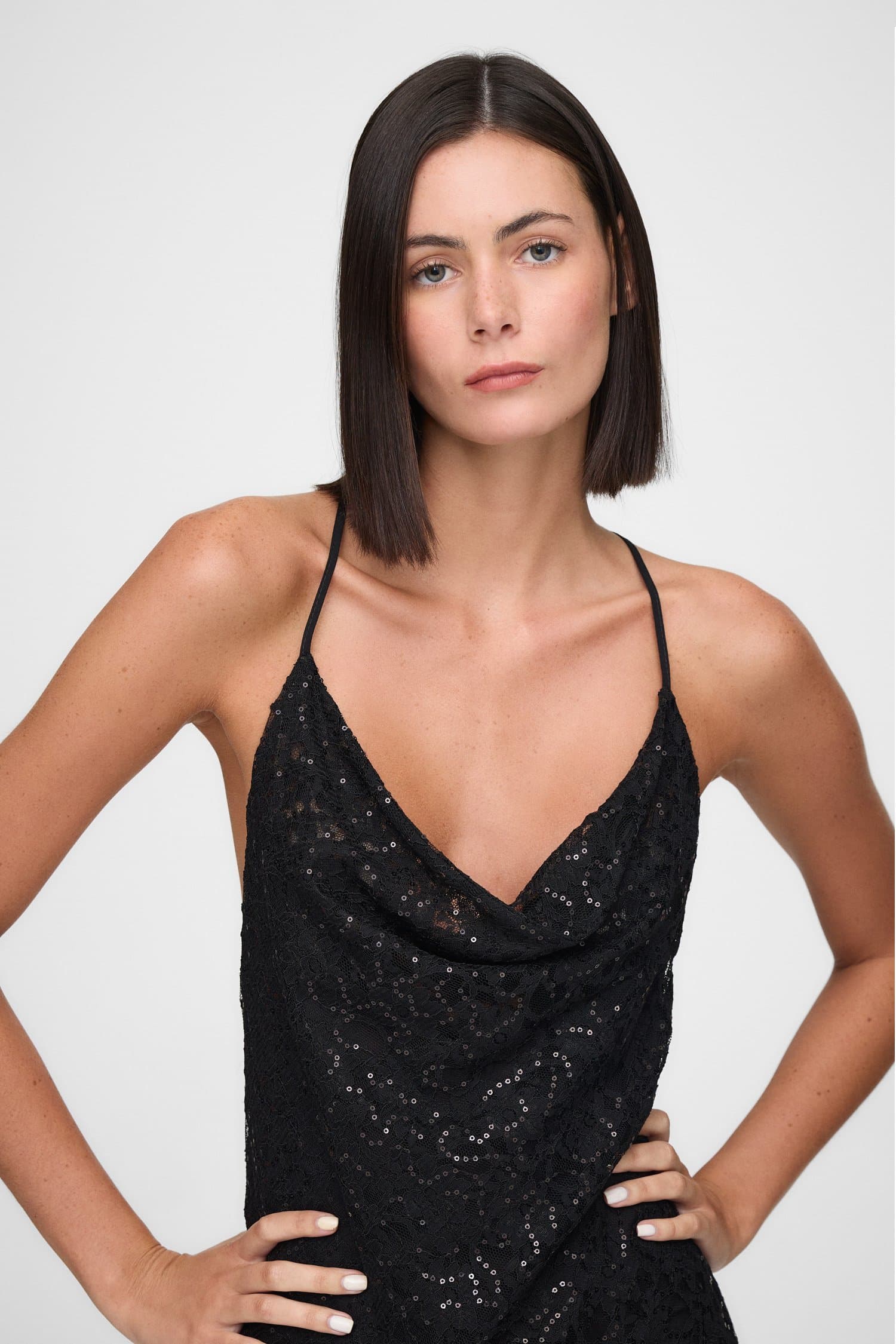 VESTIDO MULE