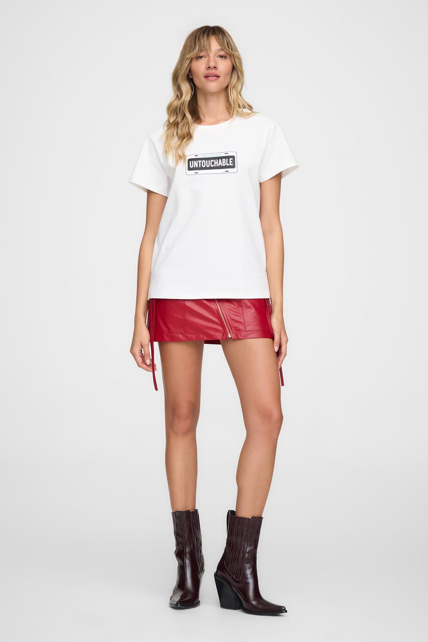 REMERA UNTOUCHABLE