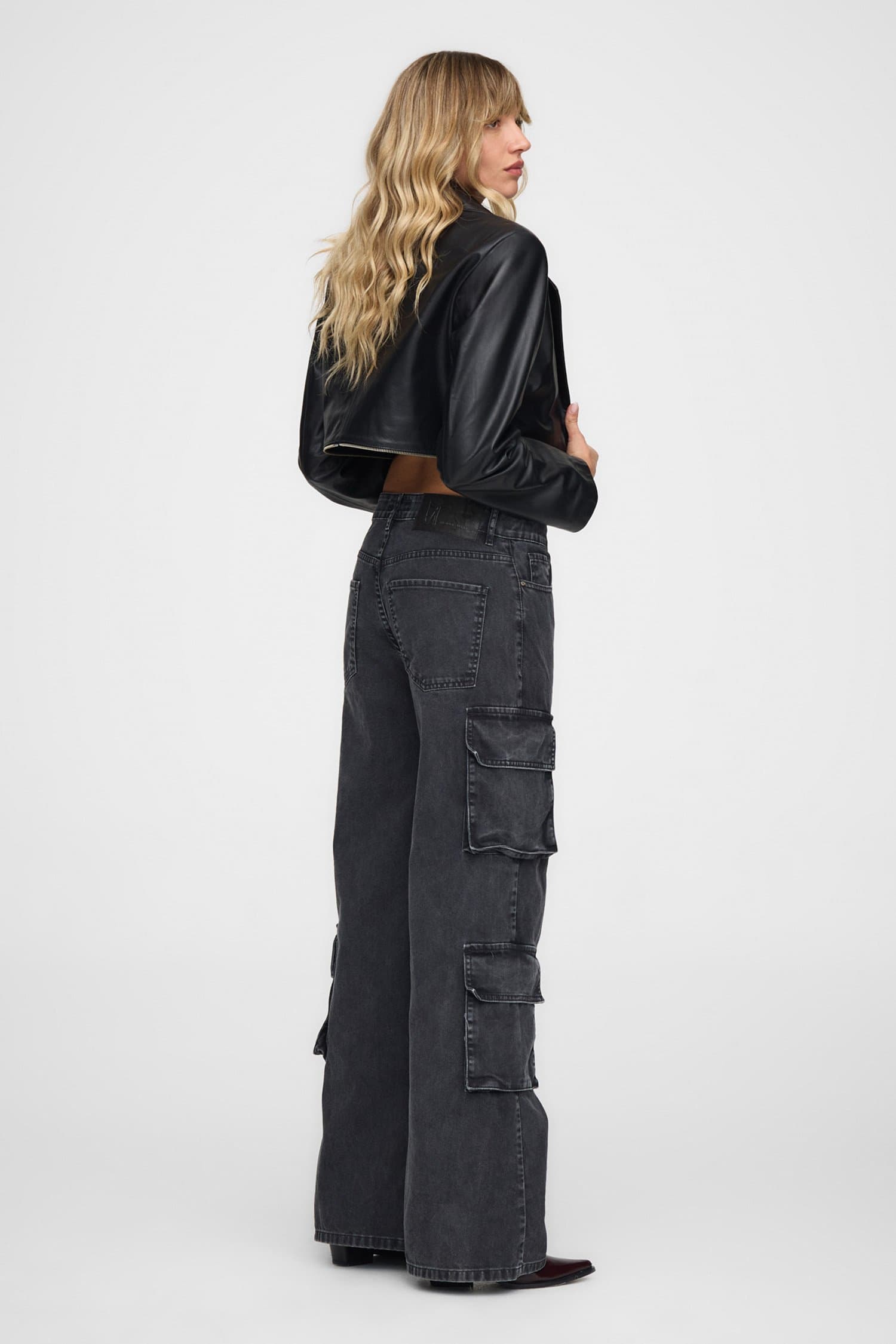 SACO CHARM