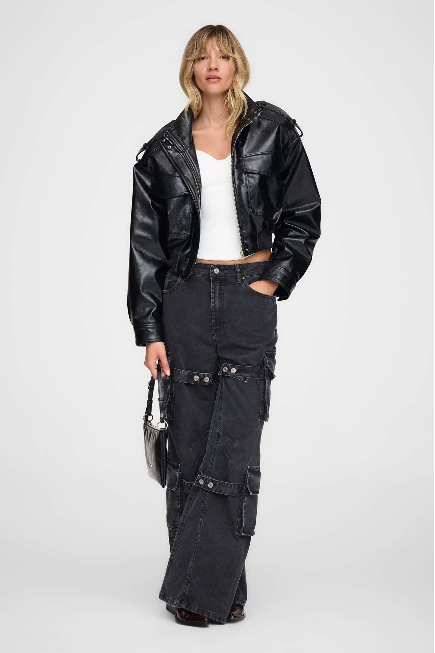 CAMPERA LEAH